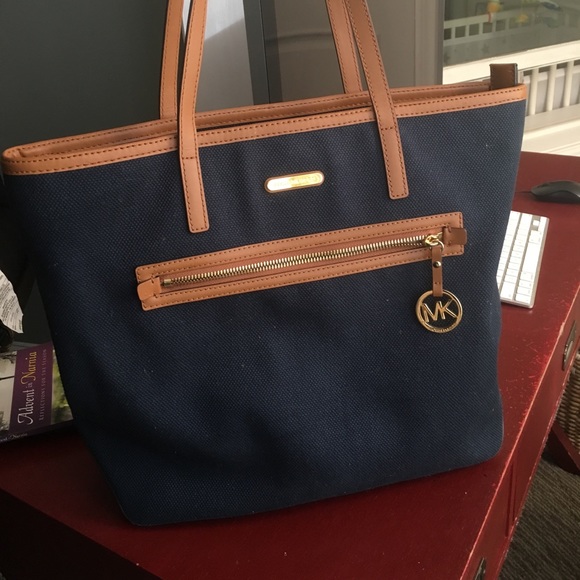 Michael Kors Kempton navy blue canvas tote bag - Picture 3 of 7